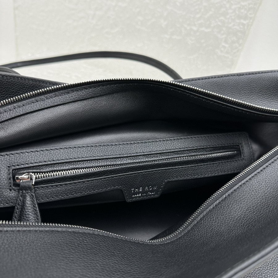 더미러THE Mirror_사진_20260111_9.jpg