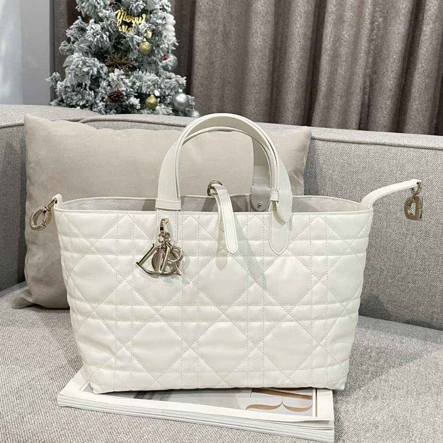 더미러THE Mirror_사진_20260109_2.jpg