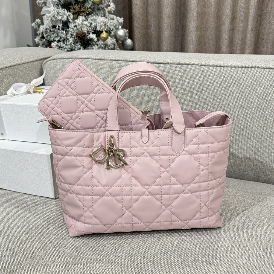 더미러THE Mirror_사진_20260109_3.jpg