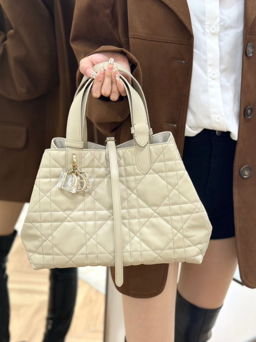 더미러THE Mirror_사진_20260109_1.jpg