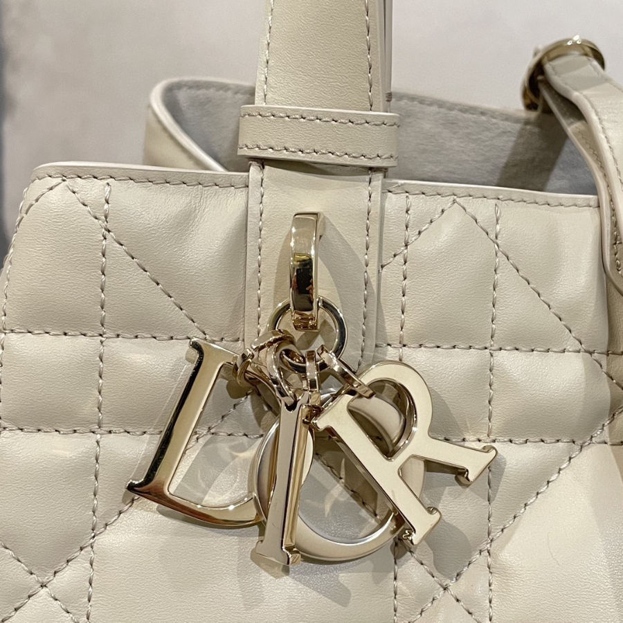 더미러THE Mirror_사진_20260109_4.jpg