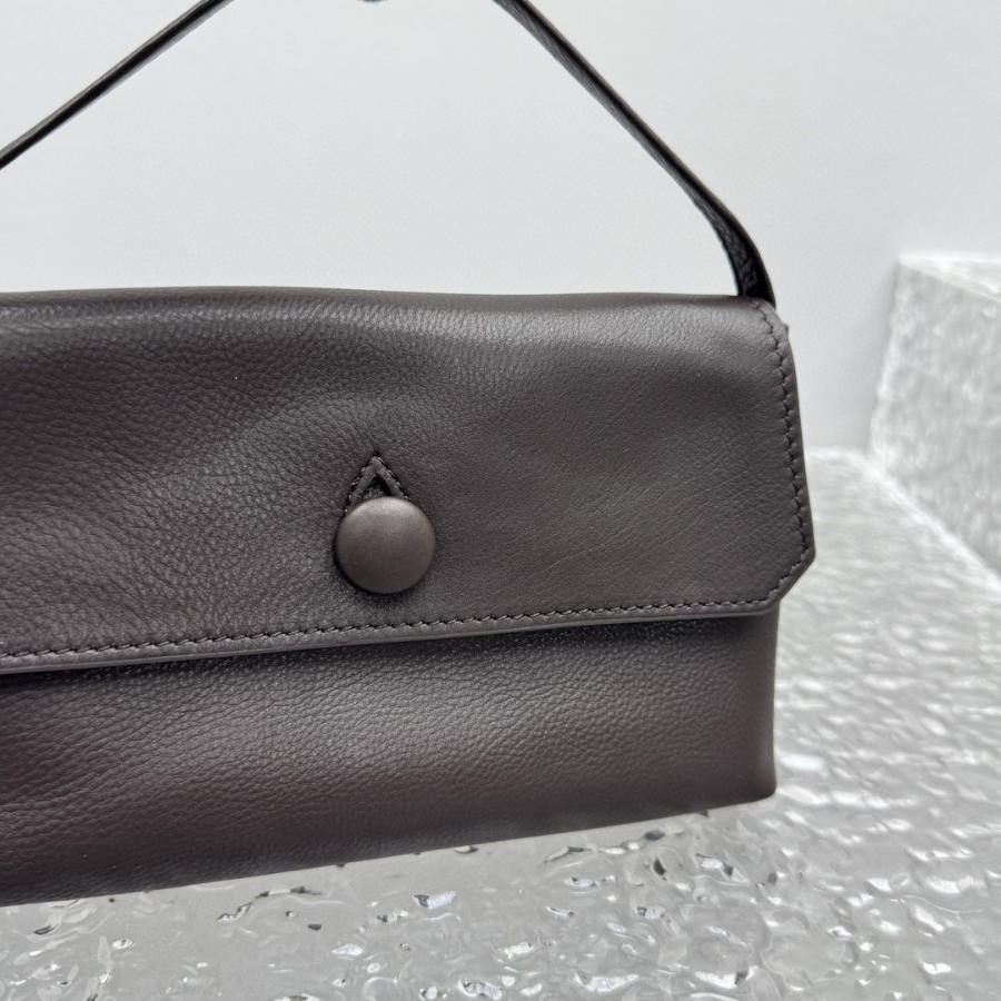 더미러THE Mirror_사진_20260111_10.jpg