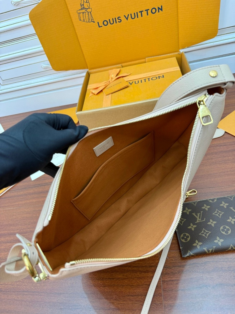 더미러THE Mirror_사진_20260302_6.jpg