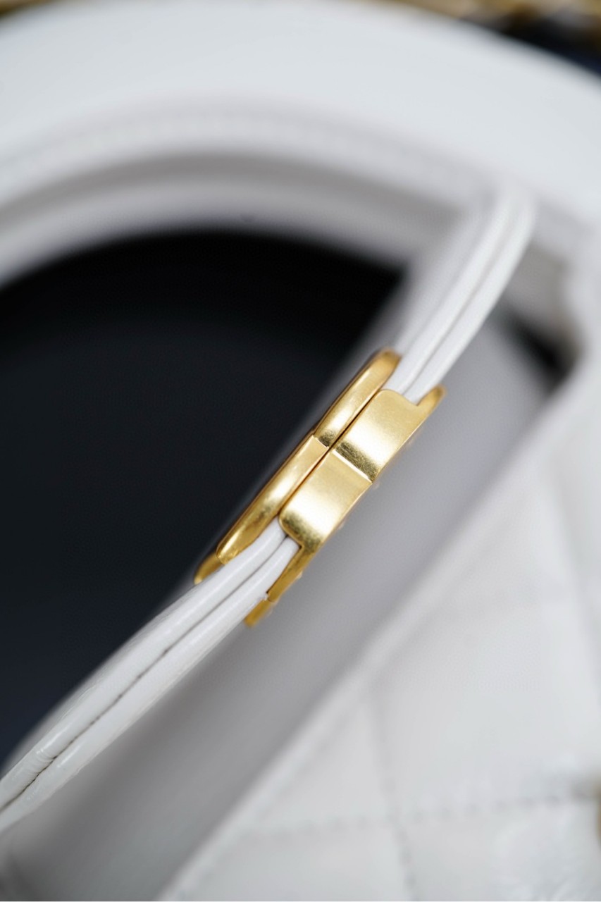 더미러THE Mirror_사진_20260302_13.jpg