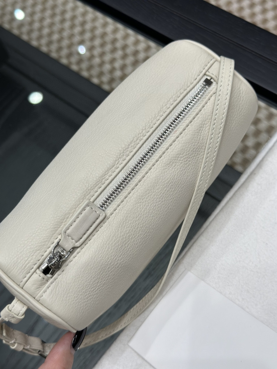 더미러THE Mirror_사진_20260315_6.jpg