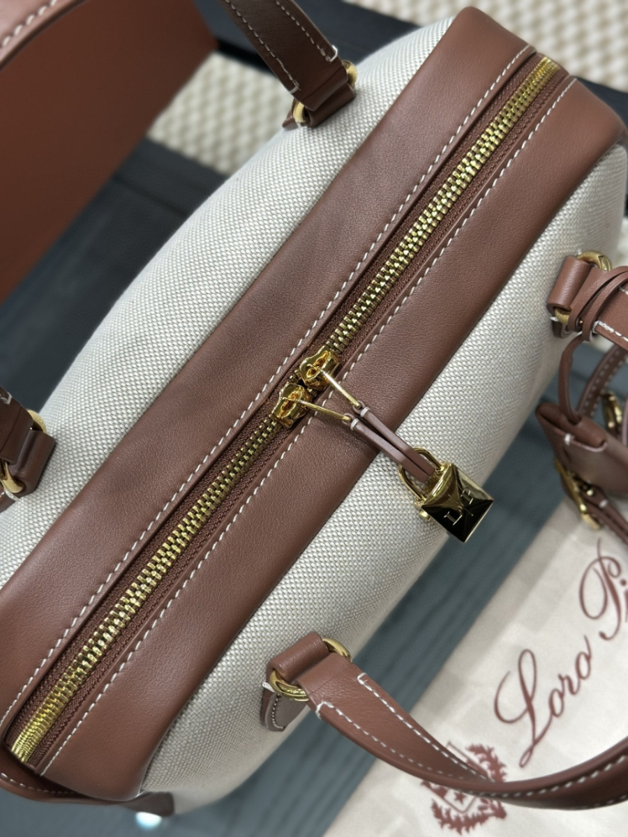 더미러THE Mirror_사진_20260315_6.jpg