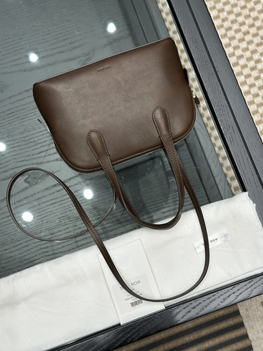 더미러THE Mirror_사진_20260315_8.jpg