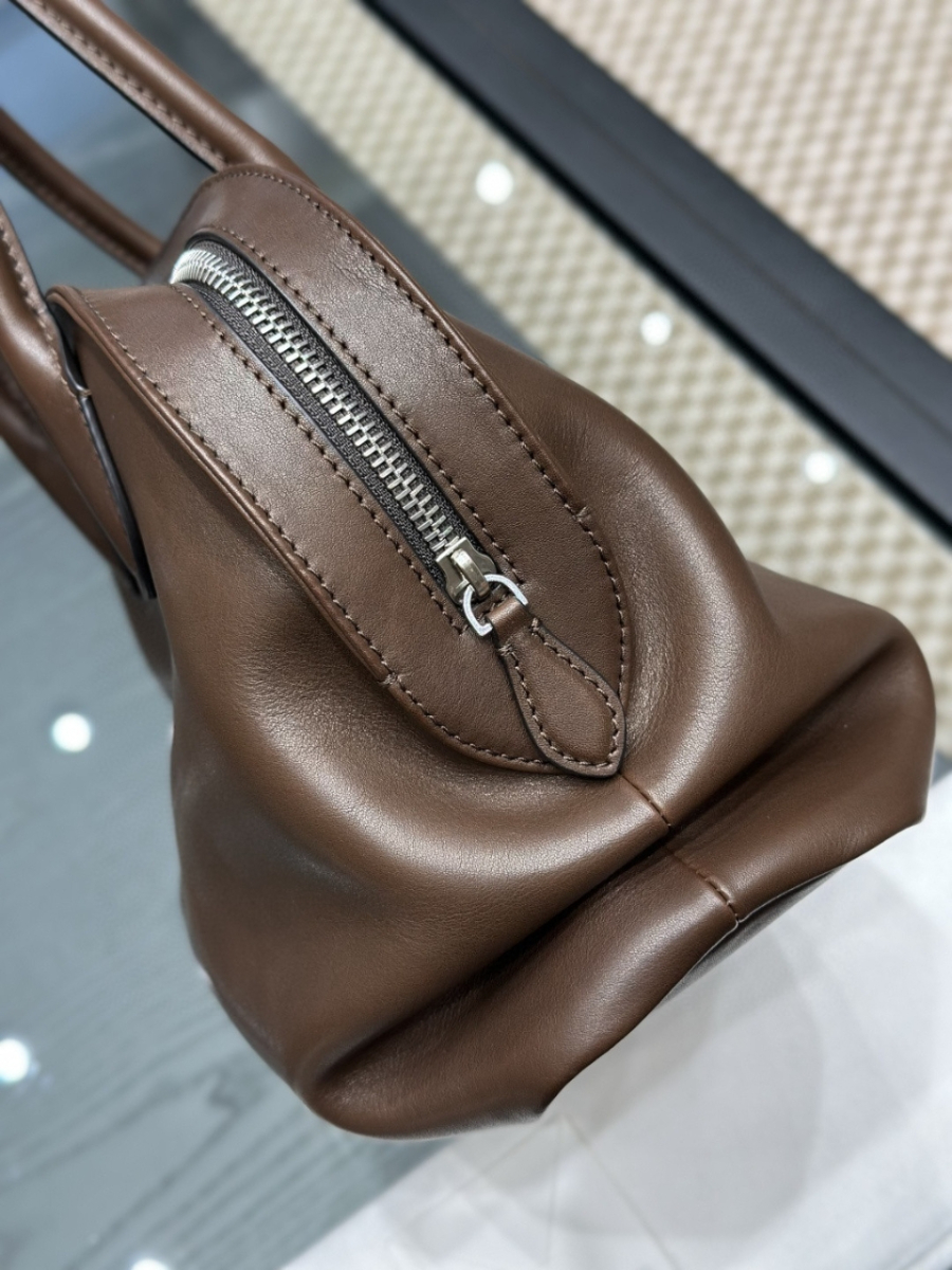 더미러THE Mirror_사진_20260315_3.jpg