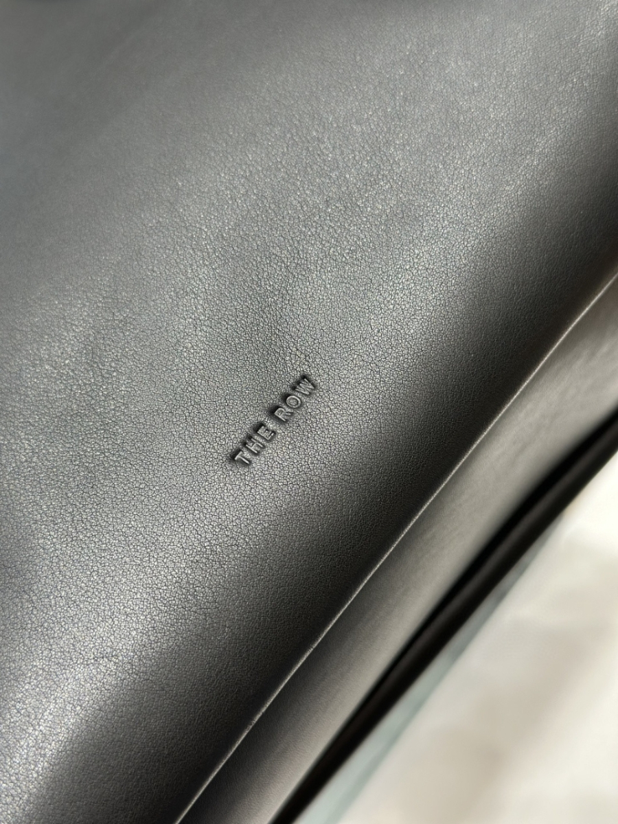 더미러THE Mirror_사진_20260315_7.jpg