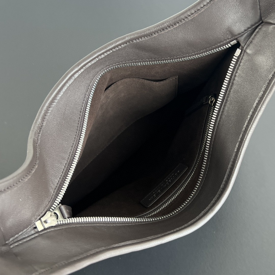 더미러THE Mirror_사진_20260316_4.jpg