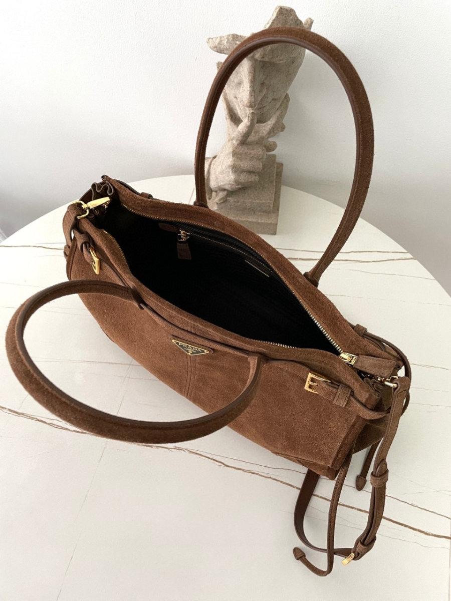 더미러THE Mirror_사진_20260327_5.jpg