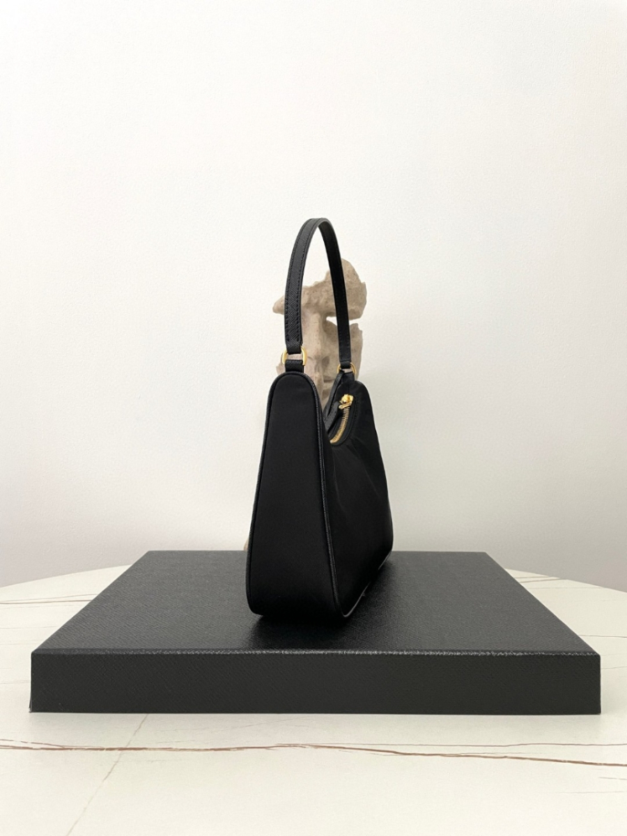 더미러THE Mirror_사진_20260327_3.jpg