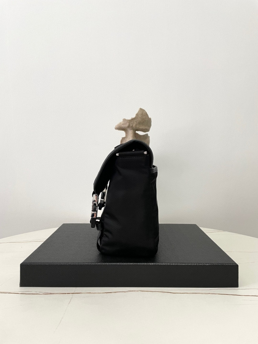 더미러THE Mirror_사진_20260327_3.jpg