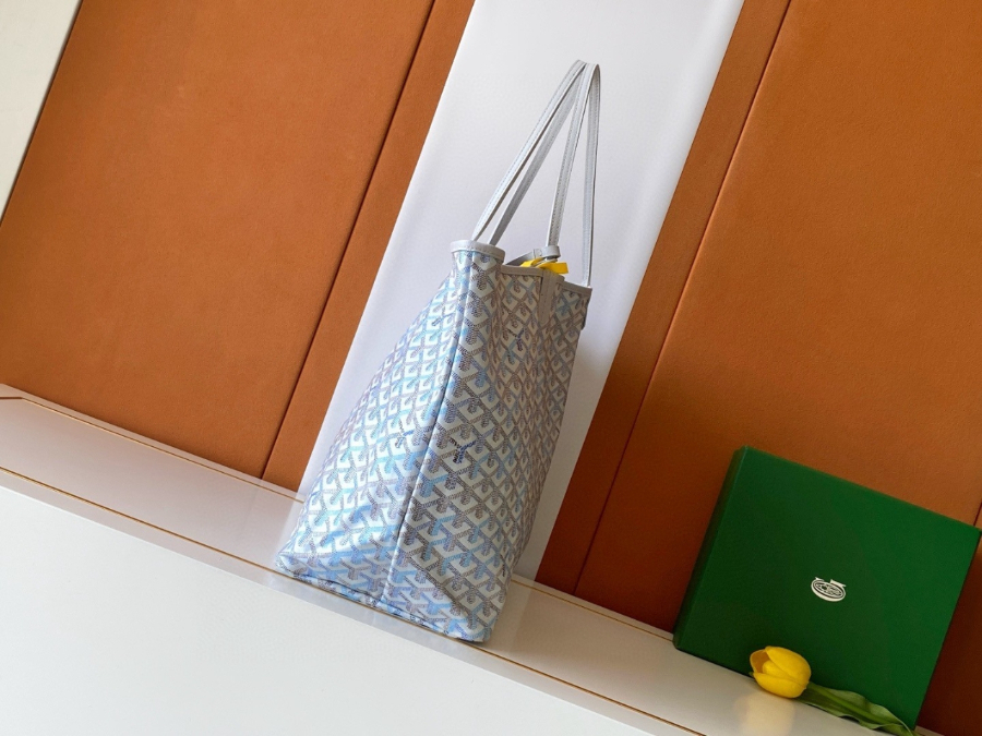 더미러THE Mirror_사진_20260419_7.jpg